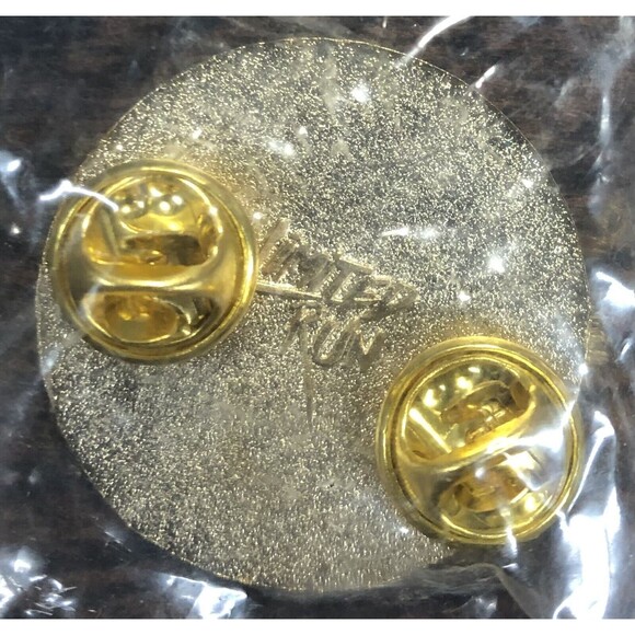 Gunhouse Enamel Pin Set of 3 Limited Run Video Games Pins Exclusive Collectible - Picture 3 of 7